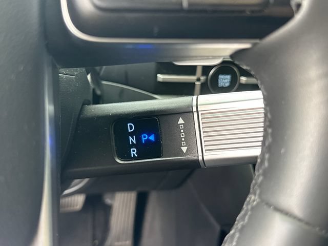 Used 2024 Hyundai Santa Fe Limited AWD/4WD image 16