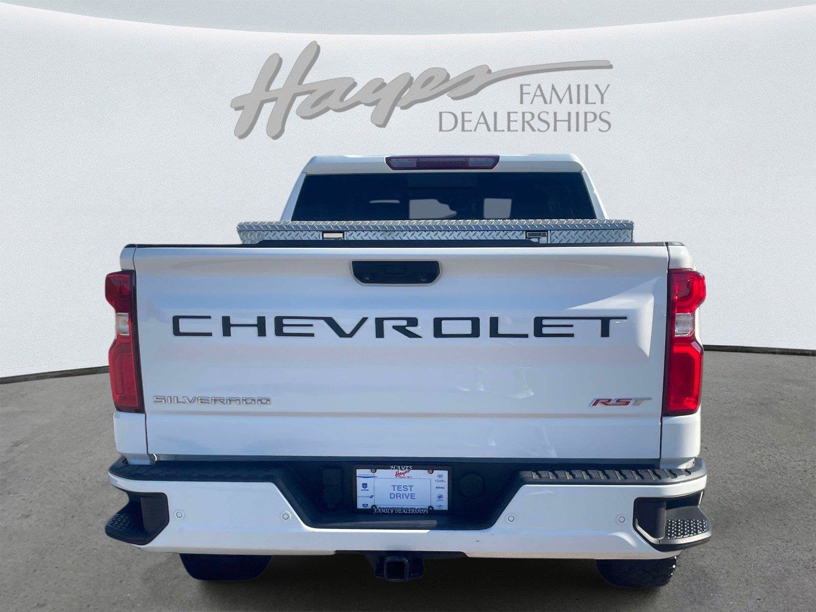 Used 2024 Chevrolet Silverado 1500 RST w/ Convenience Package II RWD image 4