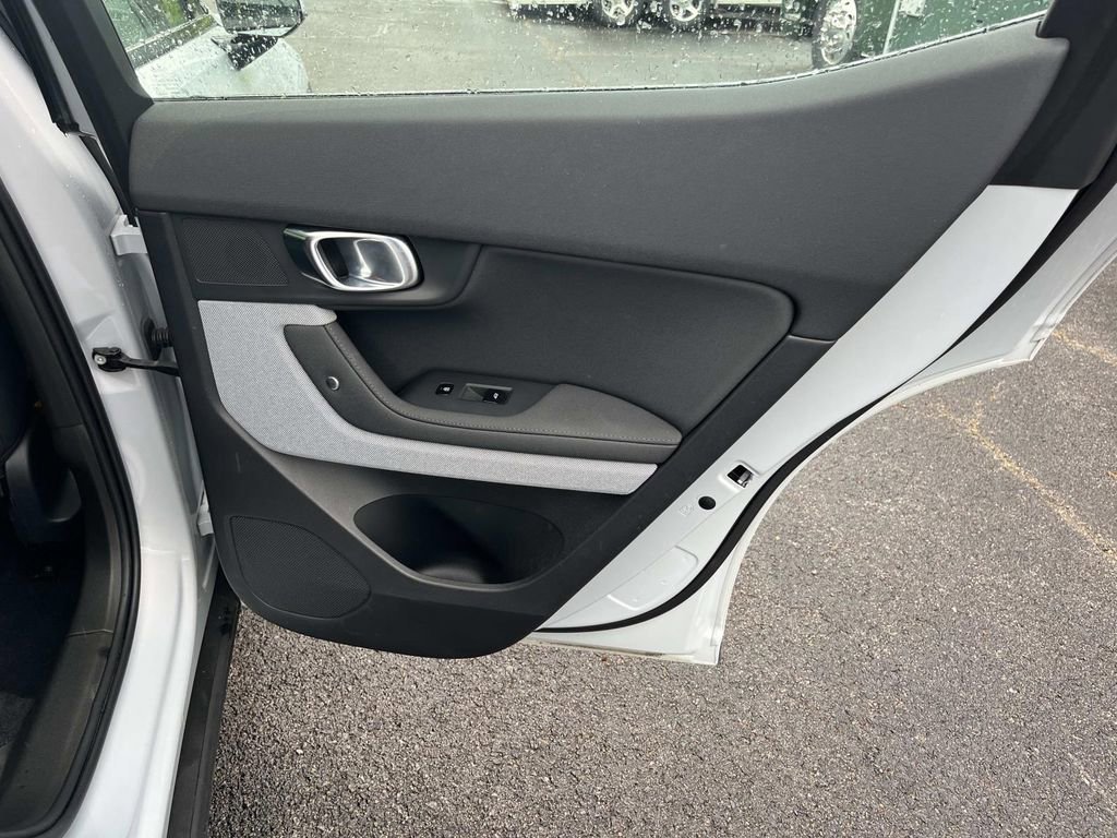 Used 2023 Polestar Polestar 2 w/ Pilot Pack image 18