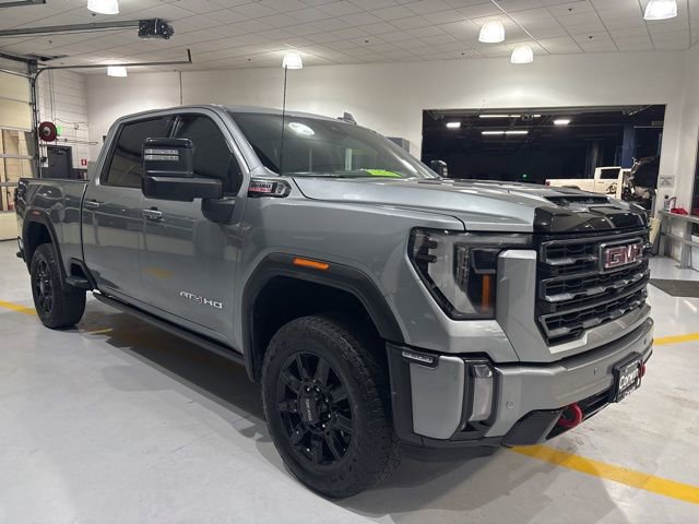 Used 2024 GMC Sierra 2500 AT4 w/ AT4 Premium Plus Package image 4