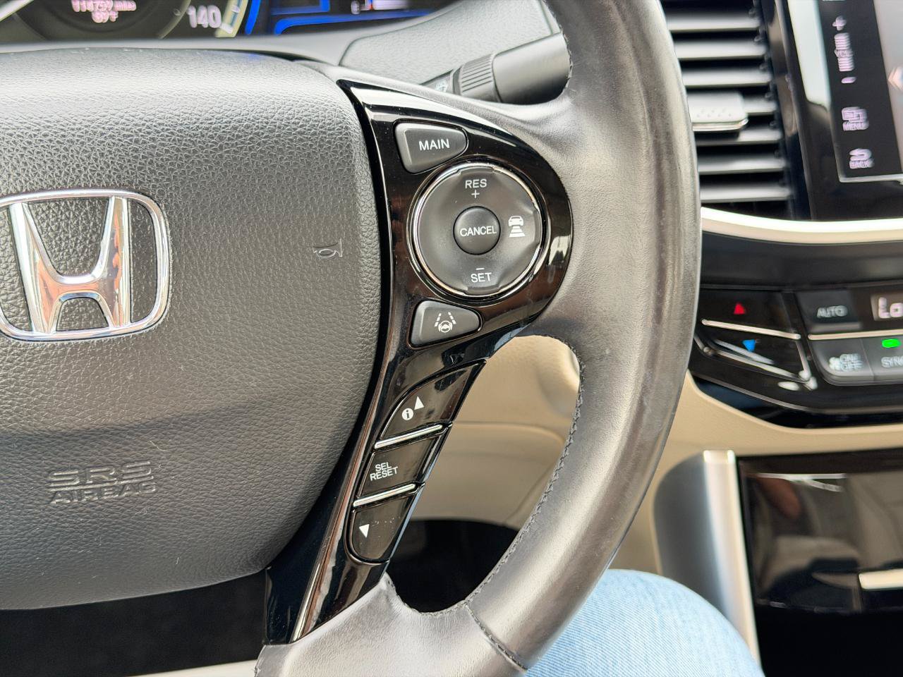 Used 2017 Honda Accord EX-L image 75