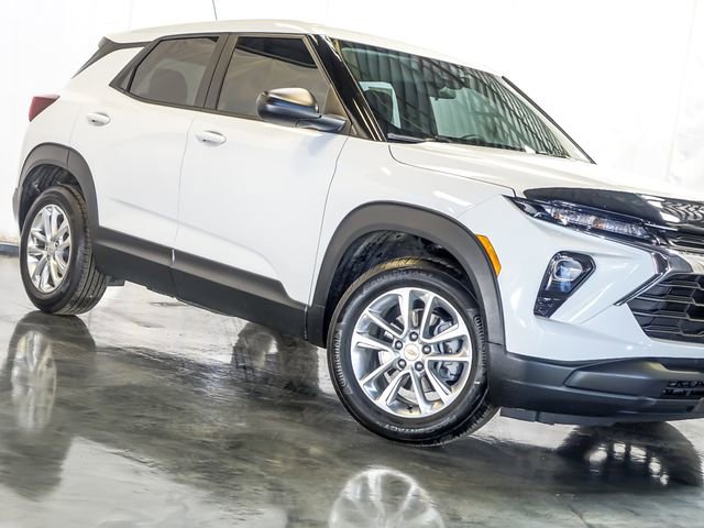 Certified 2026 Chevrolet TrailBlazer LS w/ LS Convenience Package image 4