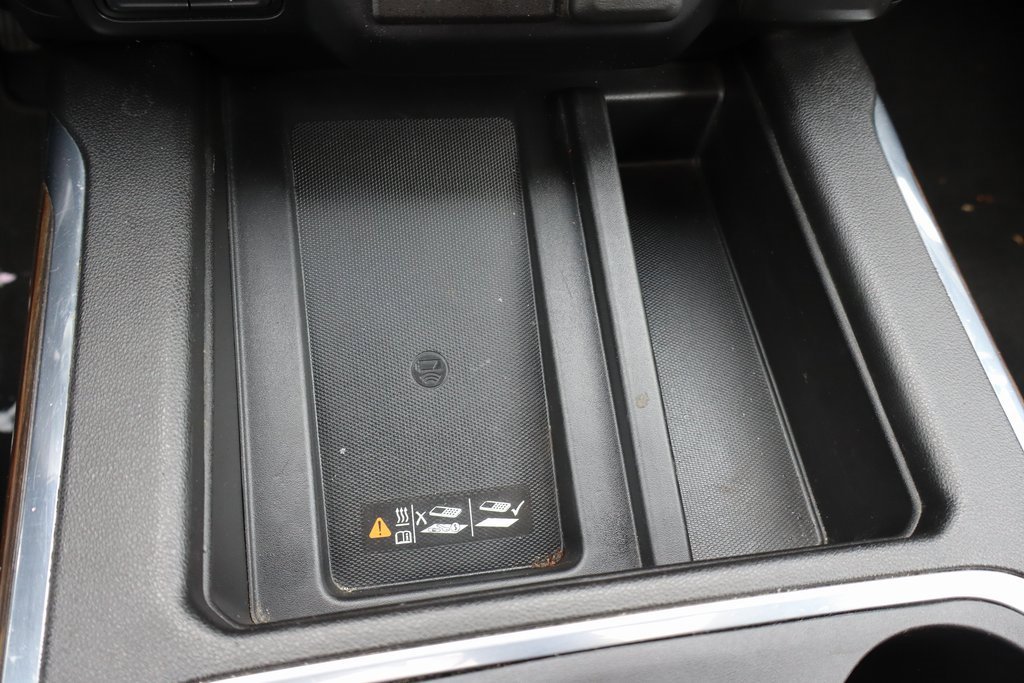 Used 2022 Chevrolet Silverado 3500 High Country w/ Safety Package II image 13