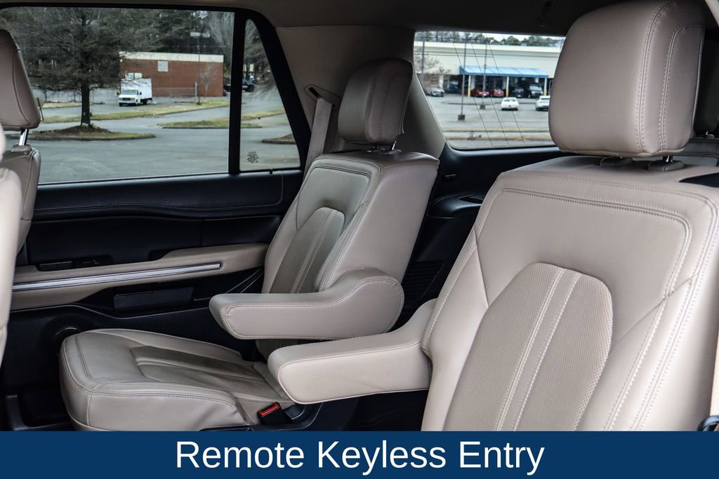 Used 2024 Ford Expedition Limited image 12