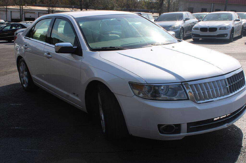 Used 2009 Lincoln MKZ image 3