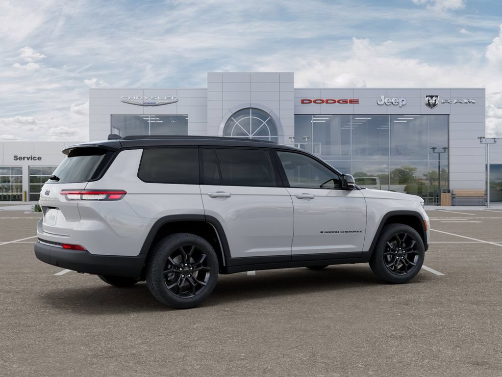 New 2025 Jeep Grand Cherokee L Limited AWD/4WD image 4