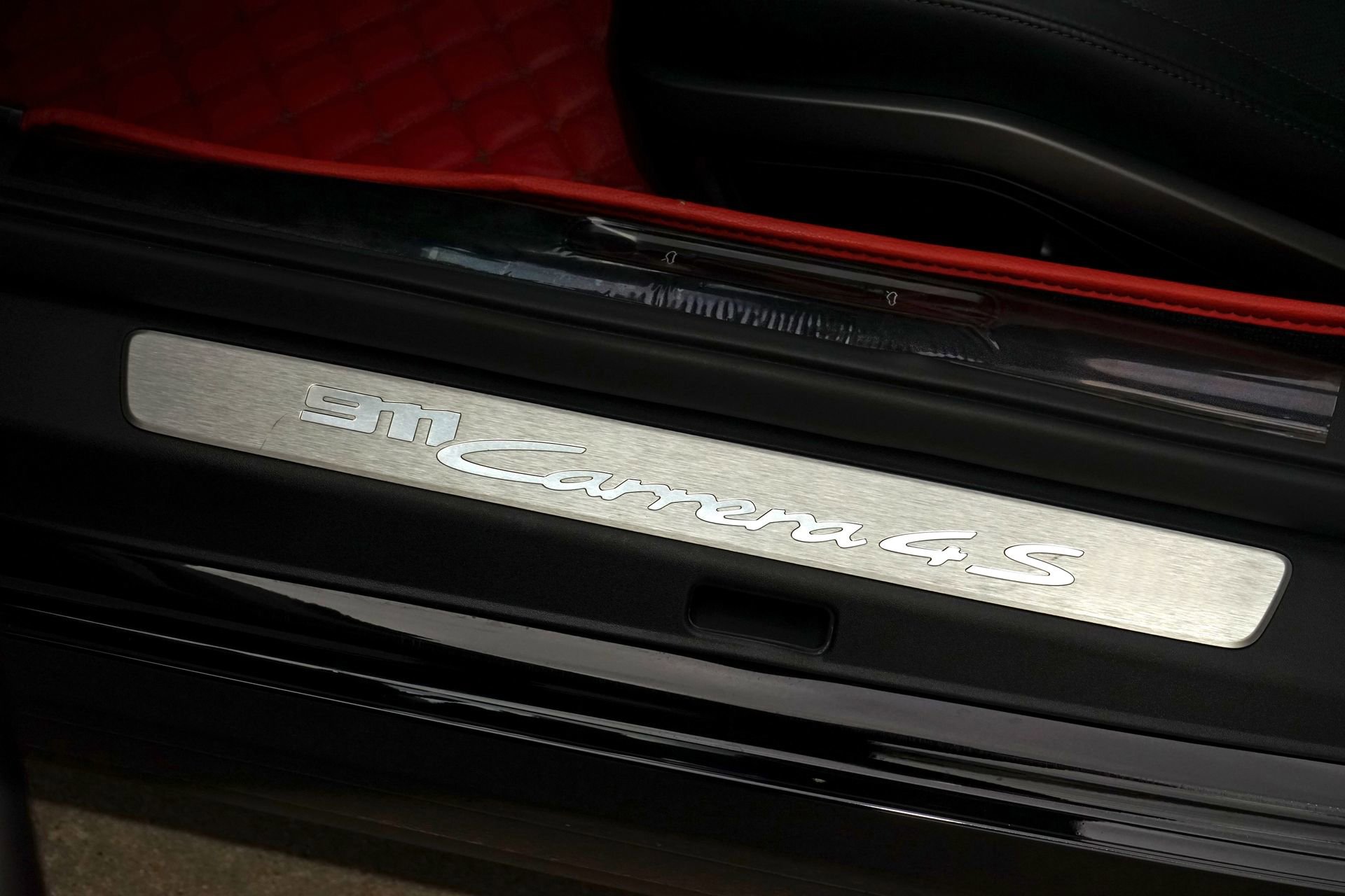 Used 2020 Porsche 911 Carrera 4S image 28