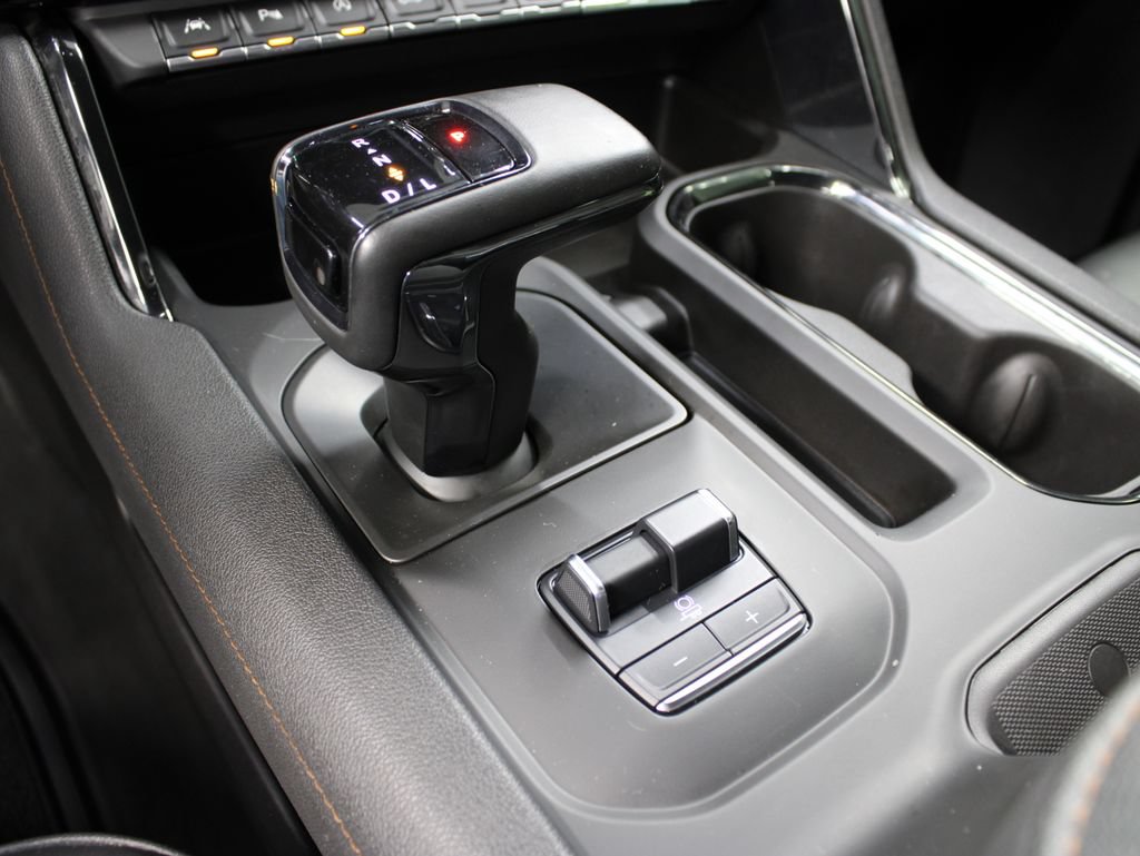 Used 2024 GMC Sierra 1500 AT4 AWD/4WD image 71