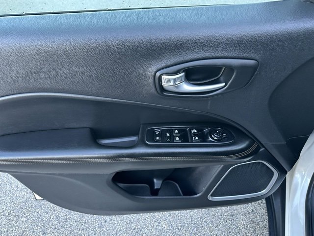 Used 2021 Jeep Compass Limited image 20