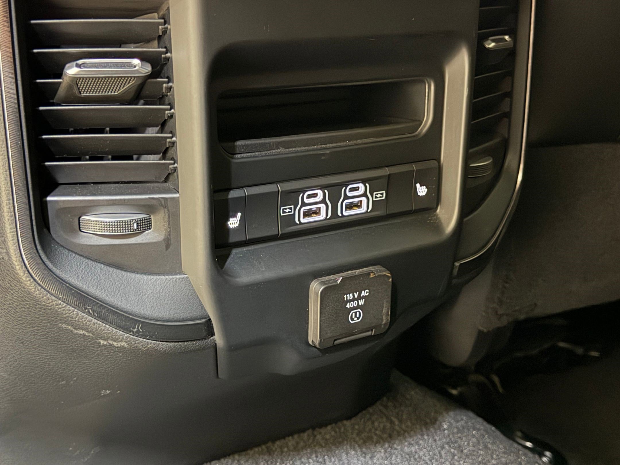 Used 2024 RAM 2500 Rebel image 42