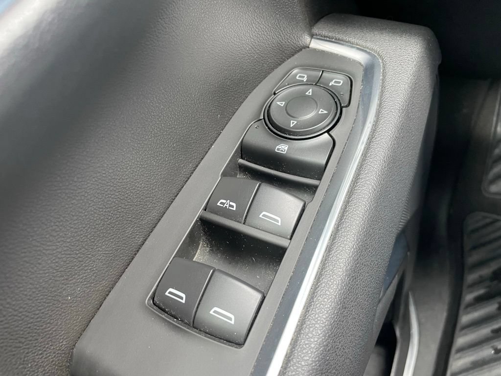 Used 2025 Chevrolet Silverado 1500 LT AWD/4WD image 21