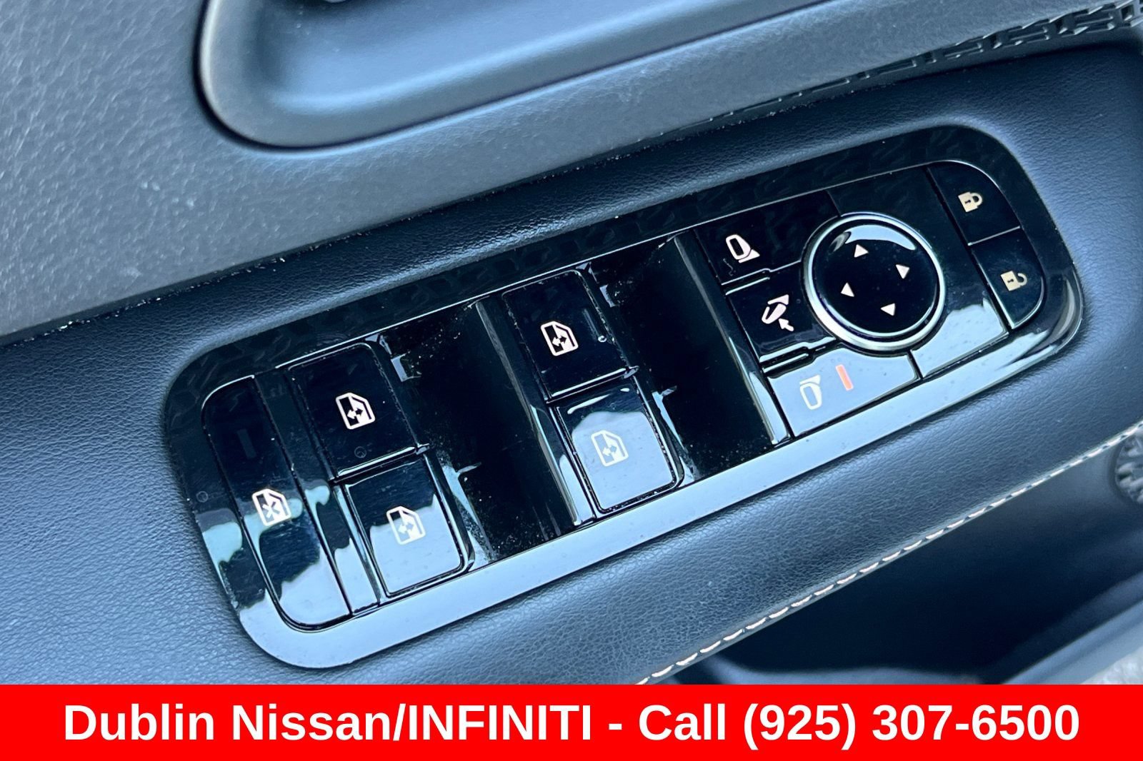 Used 2023 Nissan Ariya FWD image 13