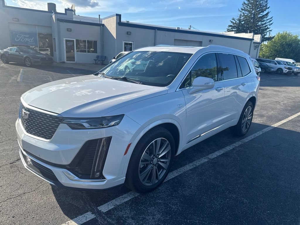 Used 2021 Cadillac XT6 Premium Luxury AWD/4WD image 8