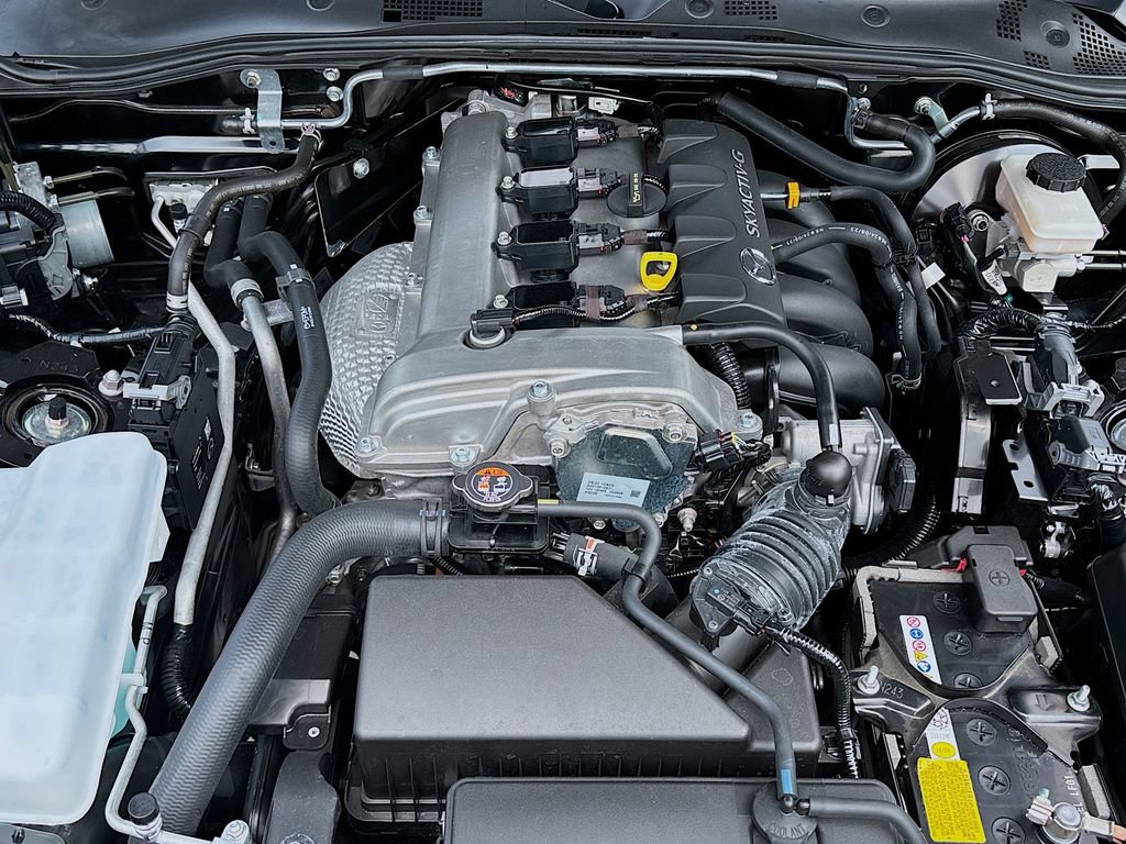 Certified 2025 MAZDA MX-5 Miata RF Grand Touring RWD image 27