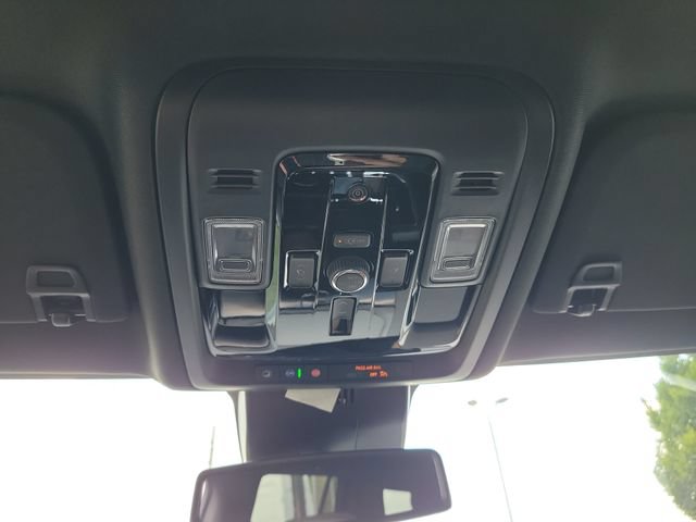 New 2026 GMC Yukon Denali AWD/4WD image 31