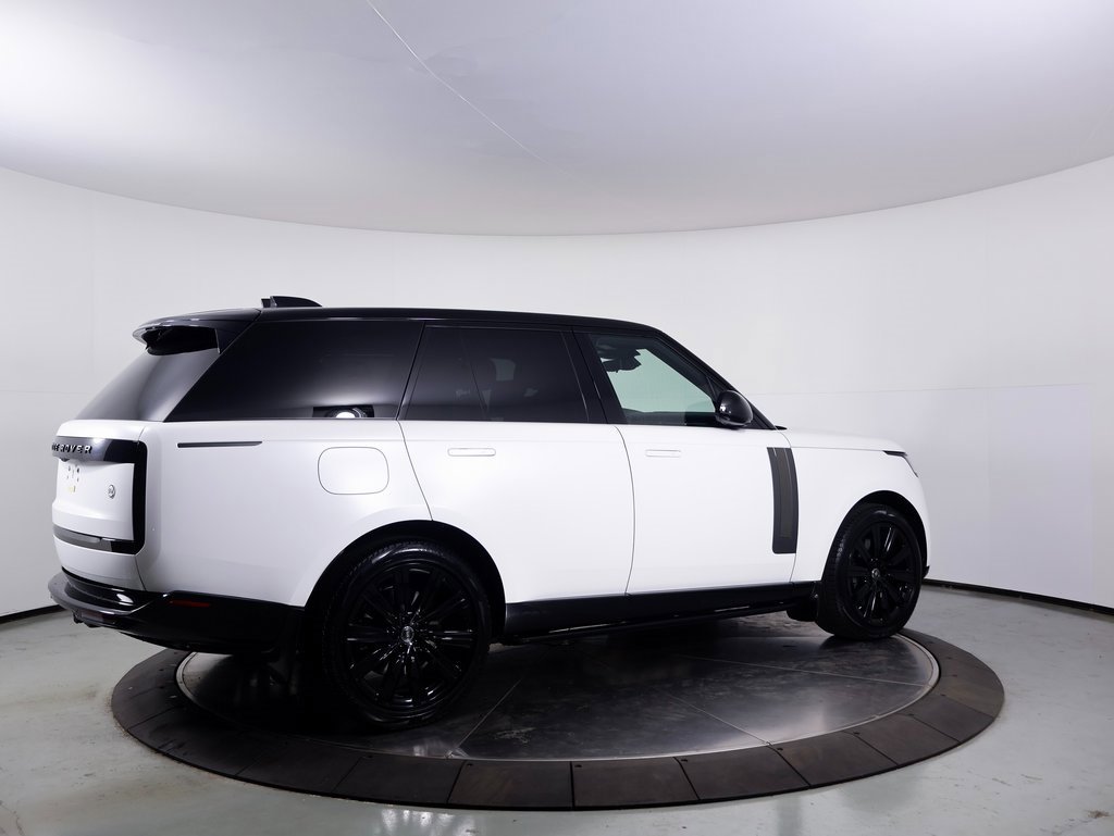Used 2024 Land Rover Range Rover SV image 29