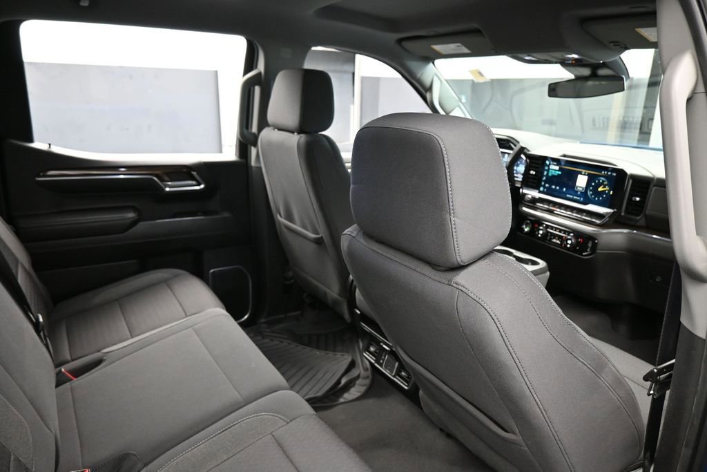 Used 2023 Chevrolet Silverado 1500 LT RWD image 43