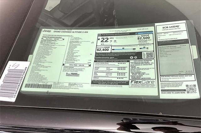 New 2025 Jeep Grand Cherokee Altitude w/ Trailer Tow Package image 14