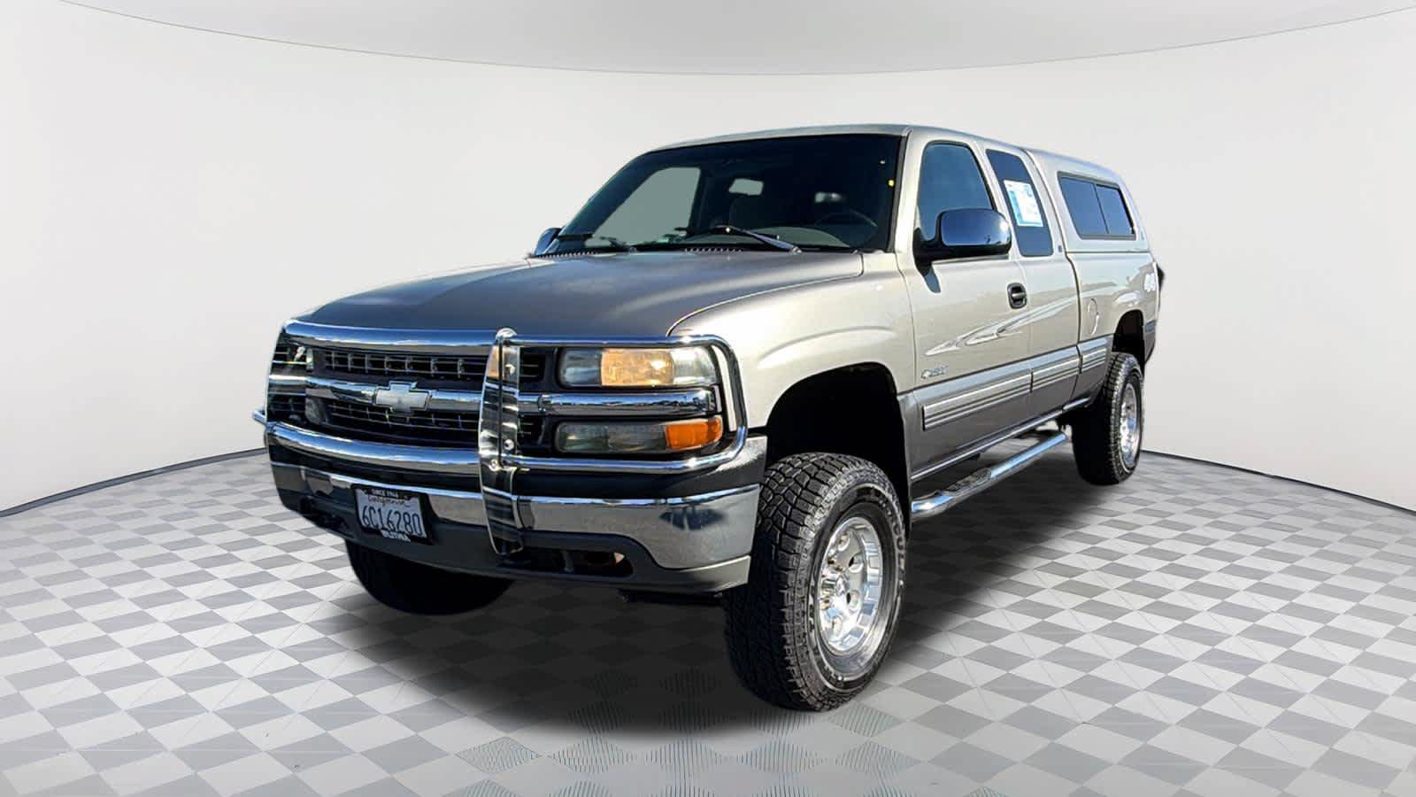 Used 2000 Chevrolet Silverado 1500 LS AWD/4WD image 1