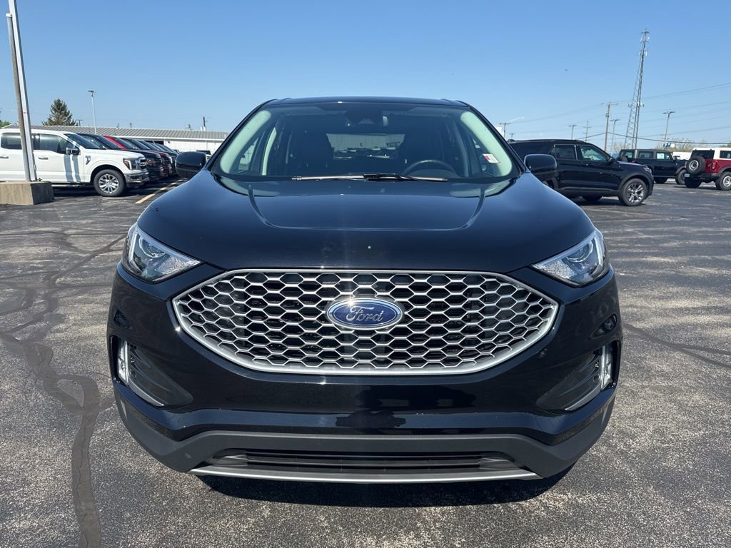 Used 2024 Ford Edge SEL w/ Convenience Package AWD/4WD image 3