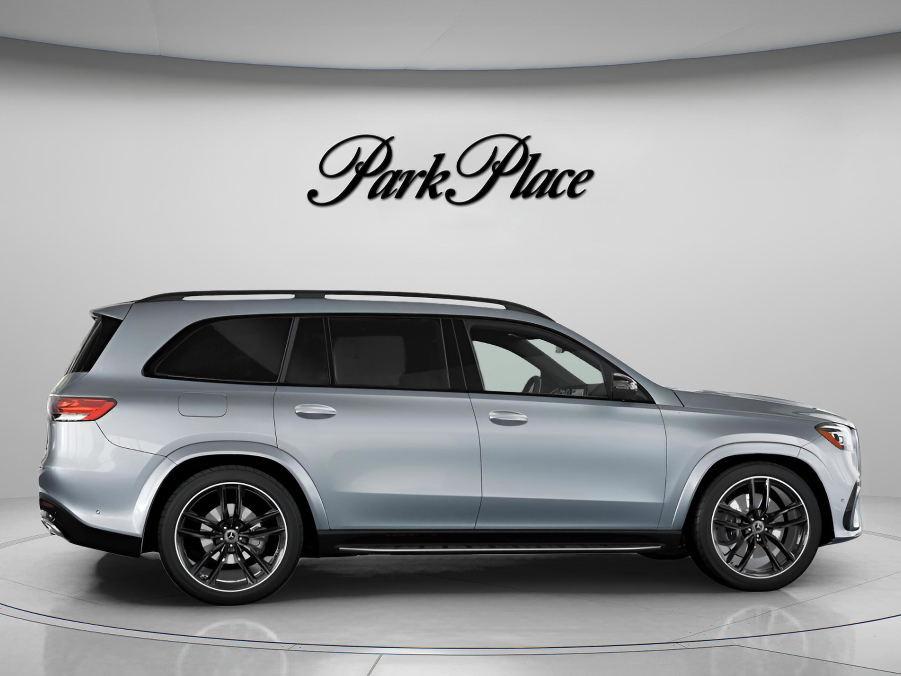 New 2026 Mercedes-Benz GLS 580 4MATIC image 27