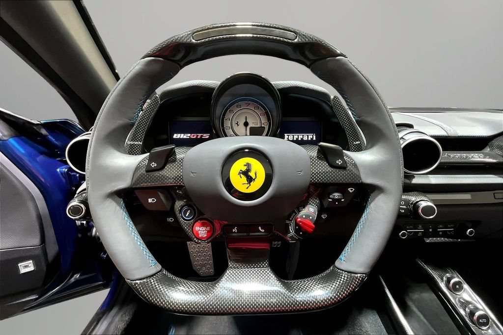 Used 2023 Ferrari 812 GTS RWD image 9