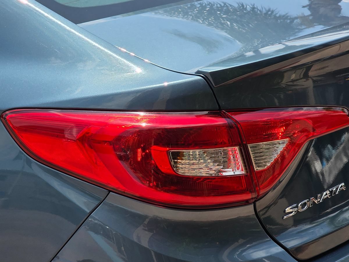 Used 2017 Hyundai Sonata SE FWD image 10