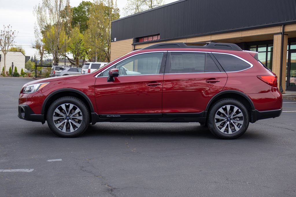 Used 2017 Subaru Outback 3.6R Limited AWD/4WD image 10