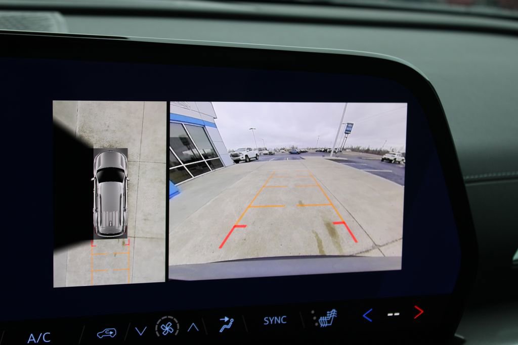 New 2026 Chevrolet Traverse LT w/ Enhanced Driving Package image 43