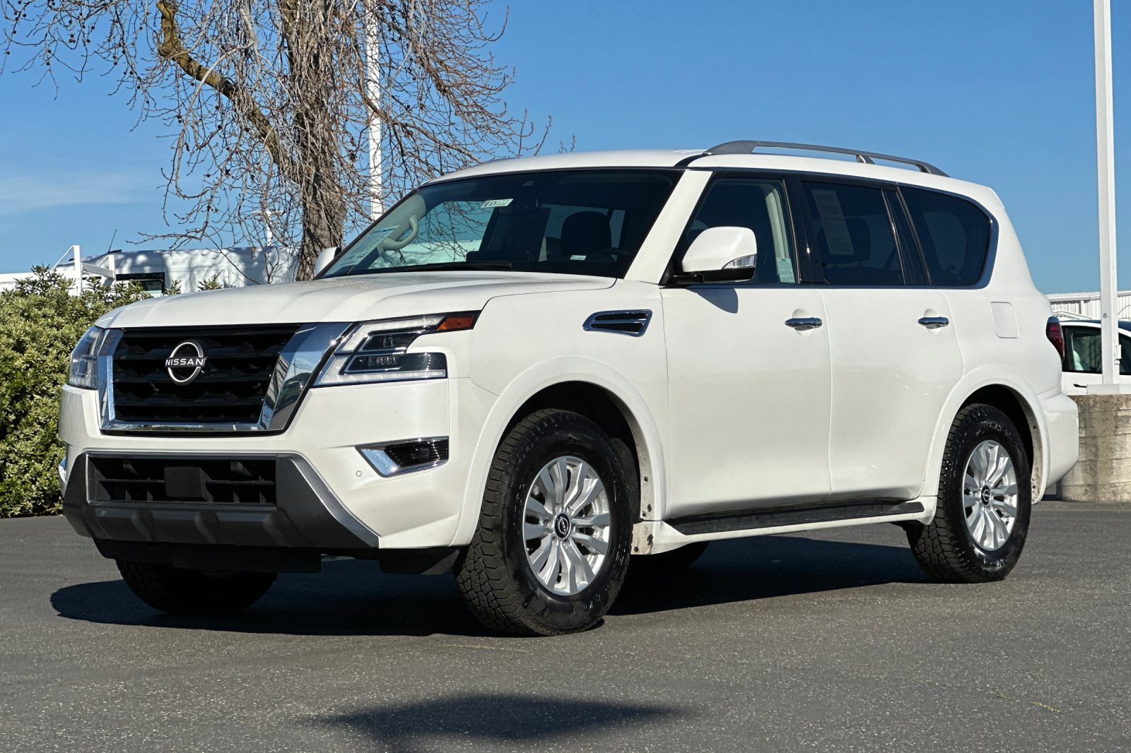 Used 2024 Nissan Armada SV RWD image 8