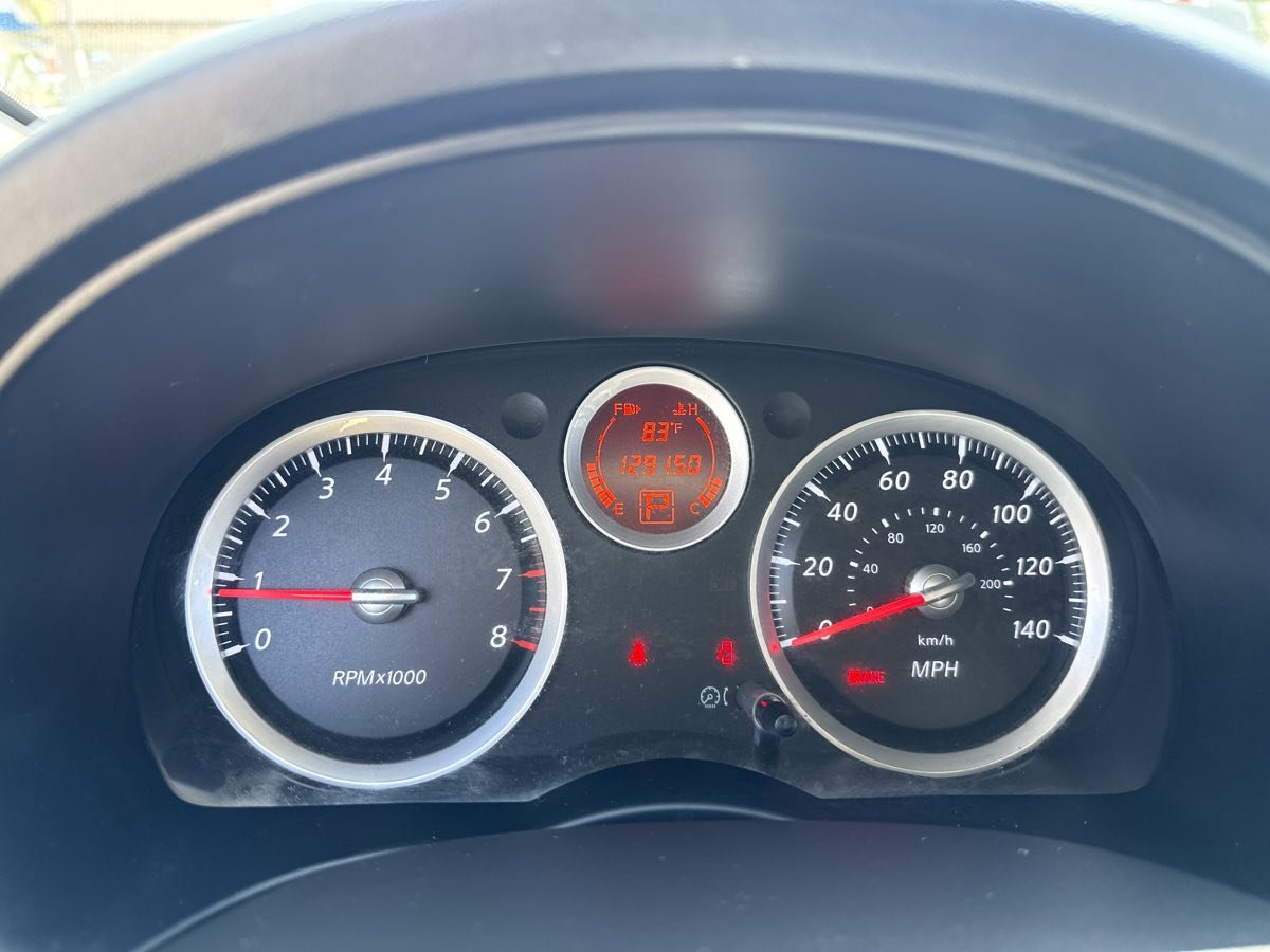 Used 2010 Nissan Sentra 2.0 S FWD image 24