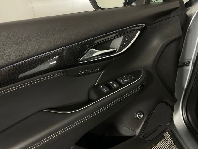 Used 2023 Buick Envision Essence image 30