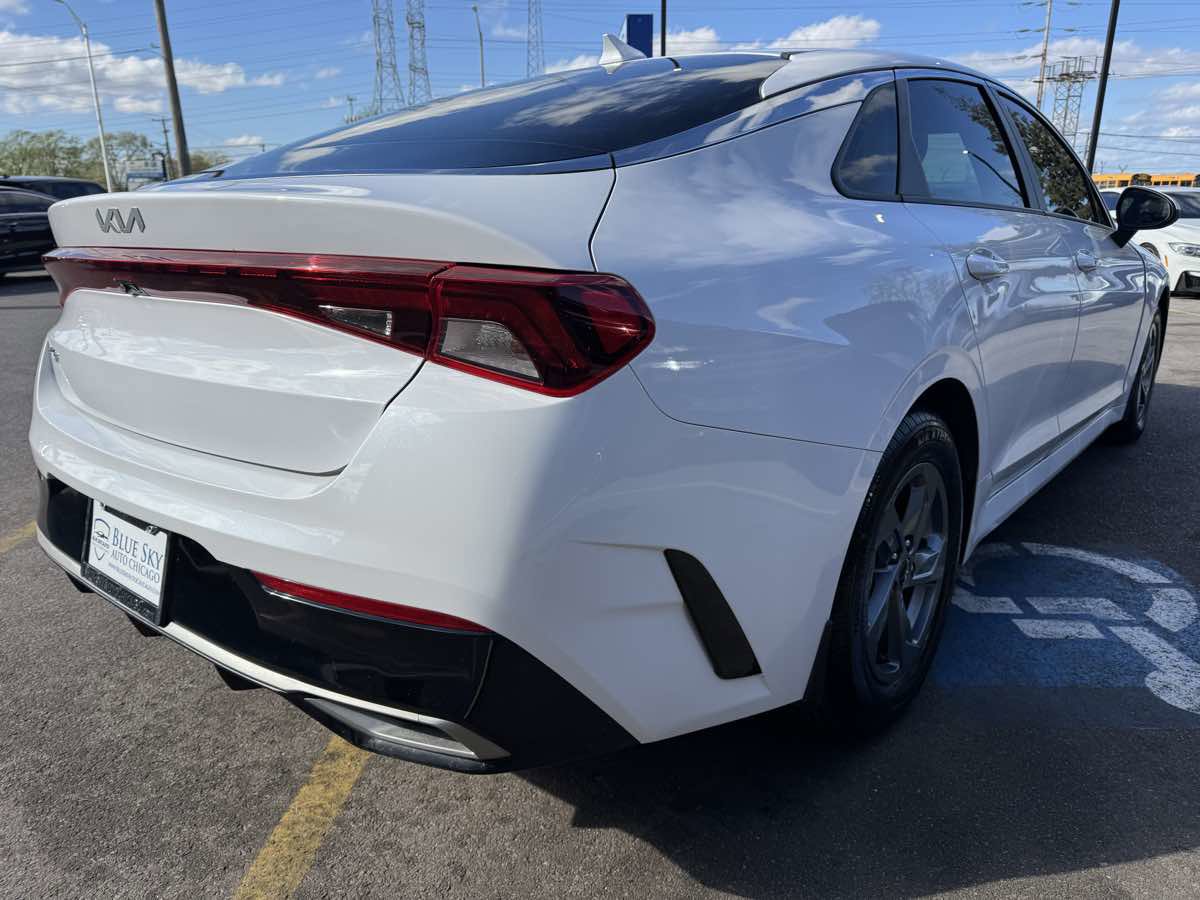 Used 2022 Kia K5 LXS FWD image 5