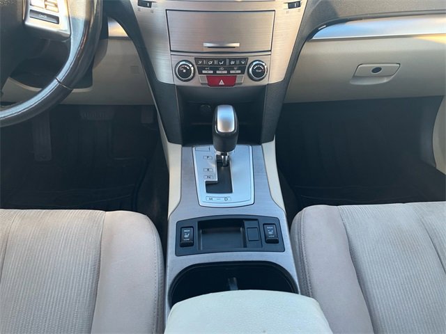 Used 2014 Subaru Outback 2.5i Premium image 11