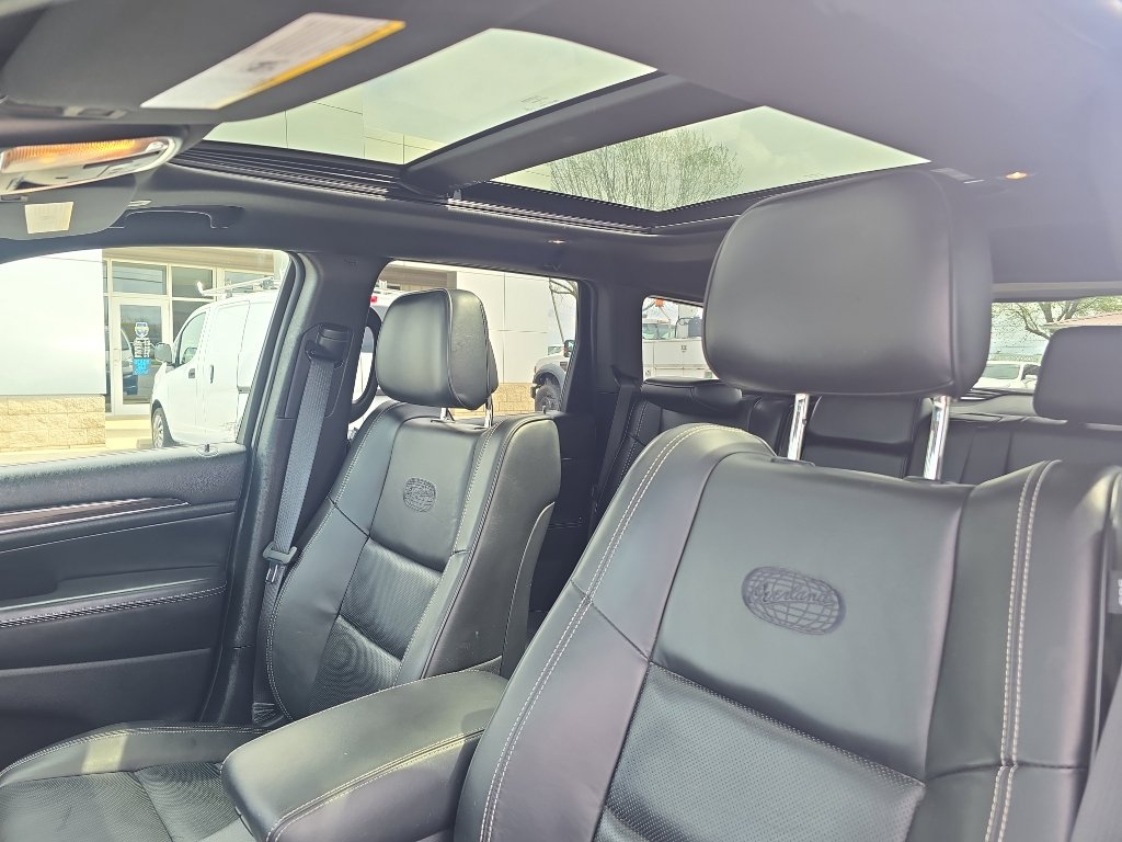 Used 2017 Jeep Grand Cherokee Overland image 14