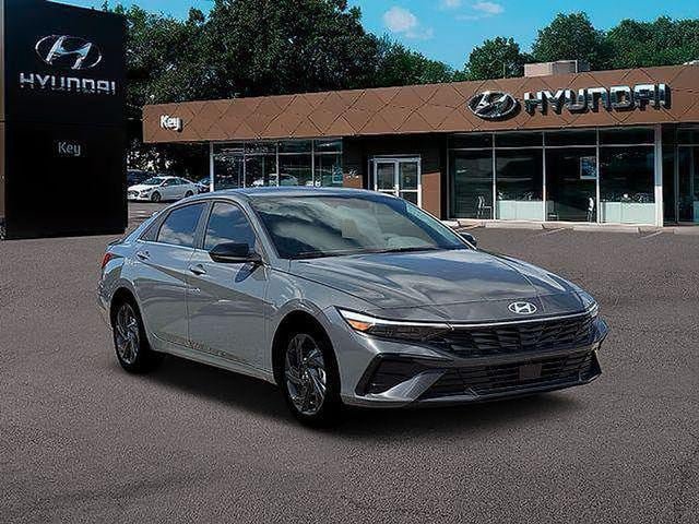 New 2026 Hyundai Elantra SEL Sport FWD image 13