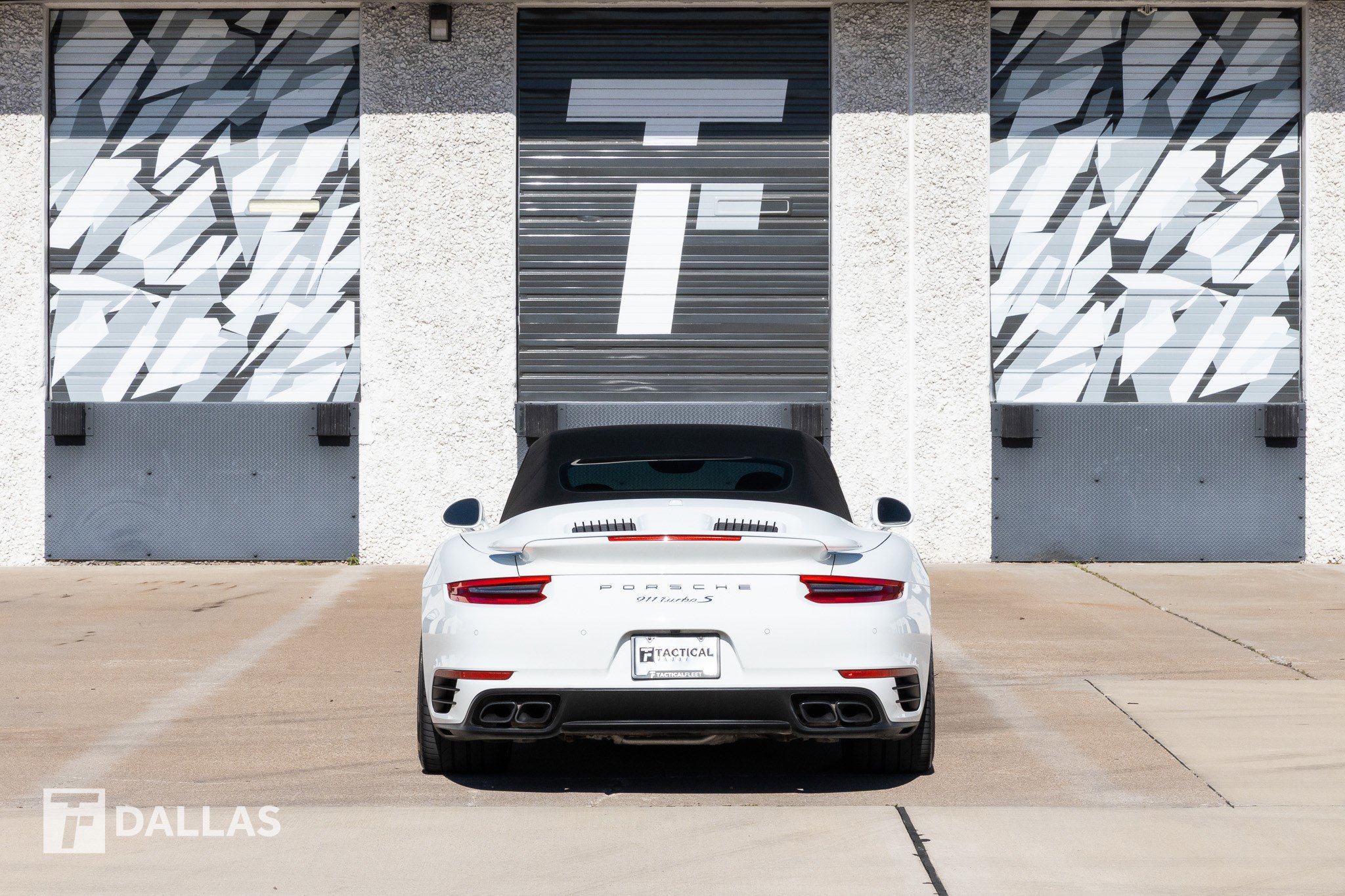 Used 2017 Porsche 911 Turbo S image 15