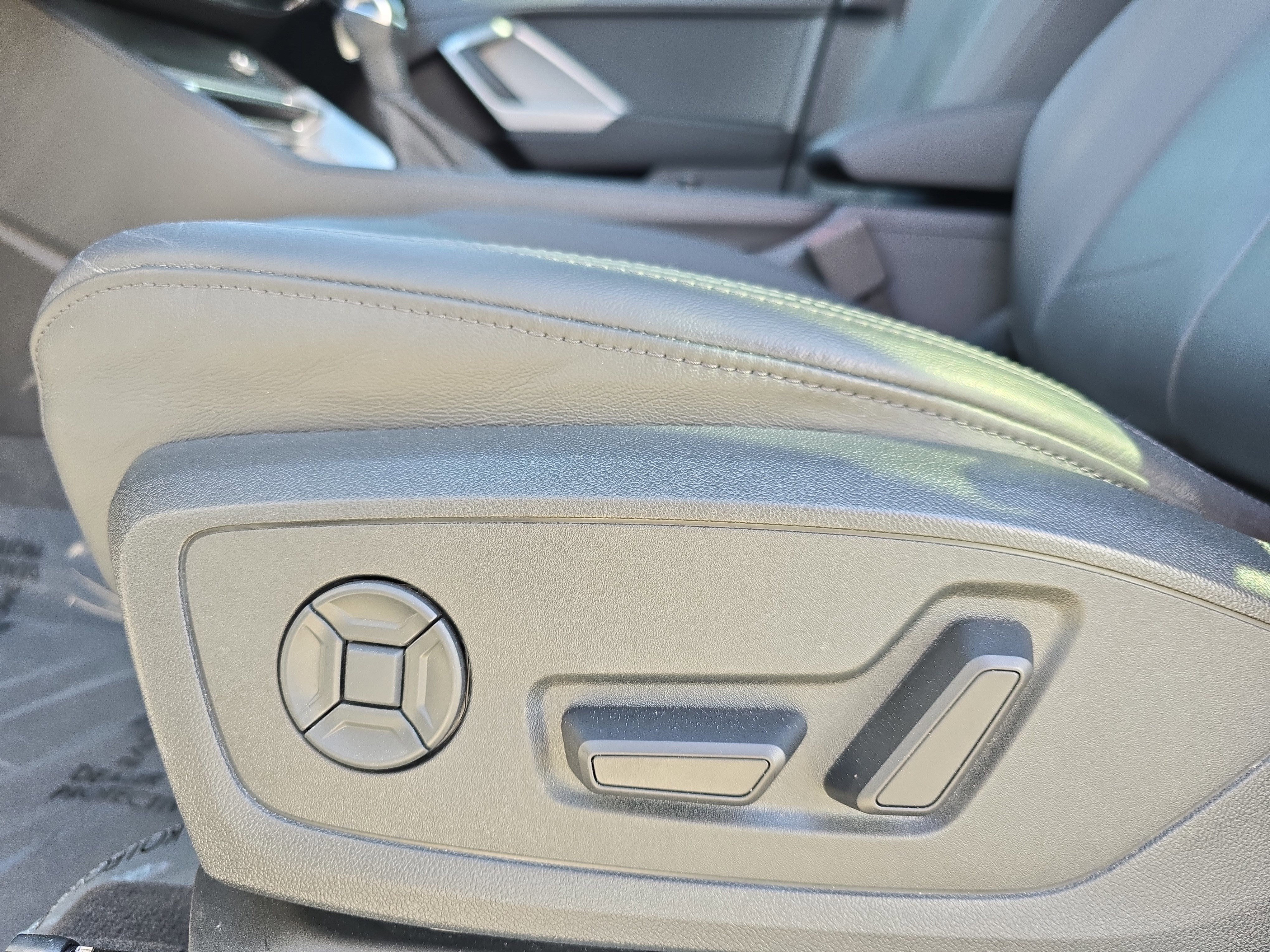 Certified 2023 Audi Q3 2.0T Premium image 26