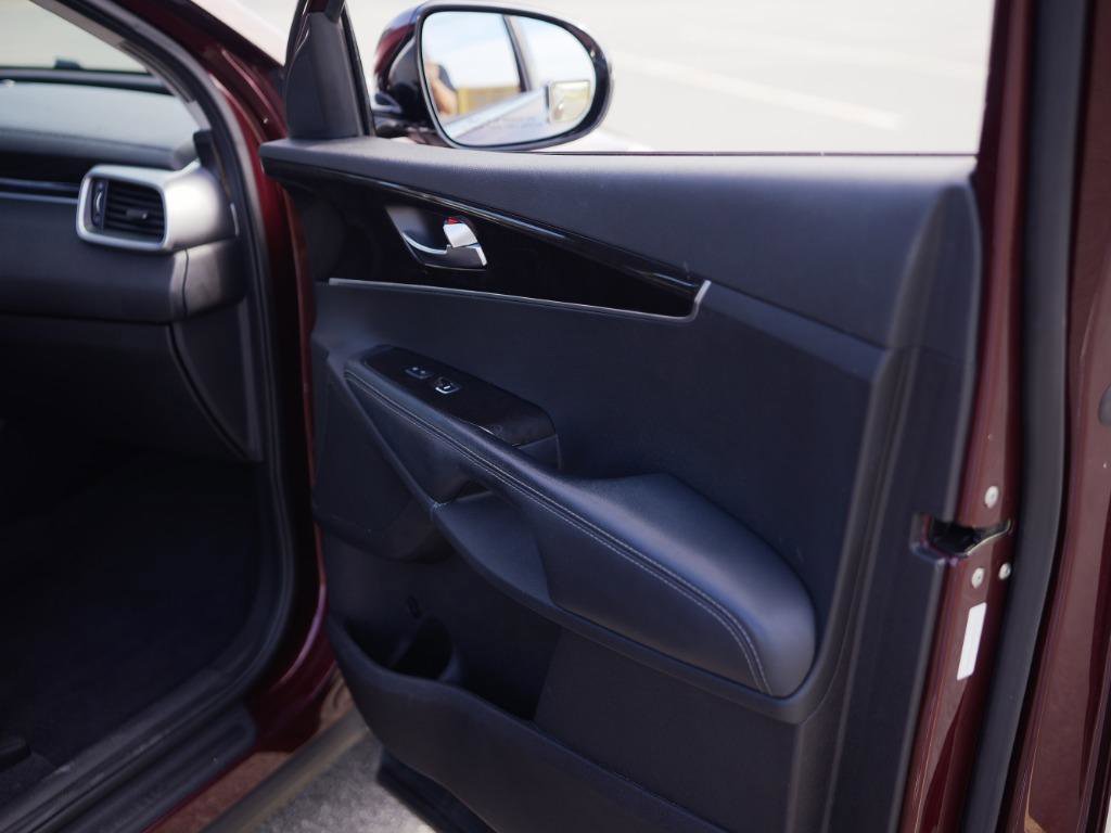 Used 2016 Kia Sorento LX w/ LX Convenience Package image 35