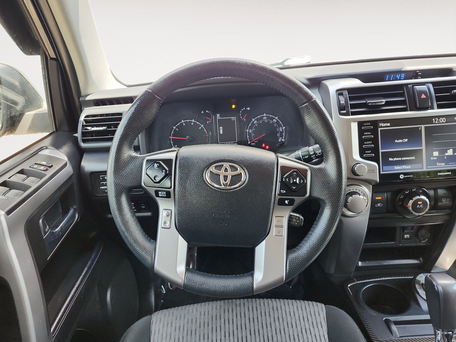 Used 2022 Toyota 4Runner SR5 AWD/4WD image 13