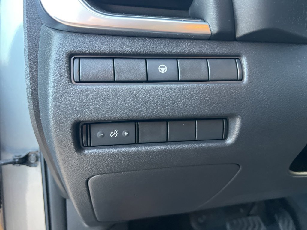 Used 2021 Nissan Rogue SV image 21