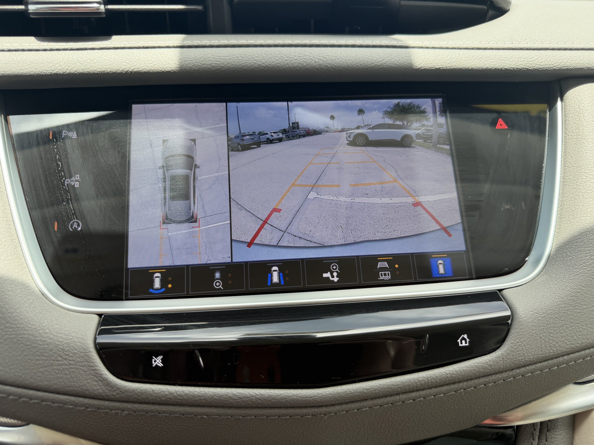 New 2026 Cadillac XT5 Premium Luxury w/ Driver Assist Package FWD image 23