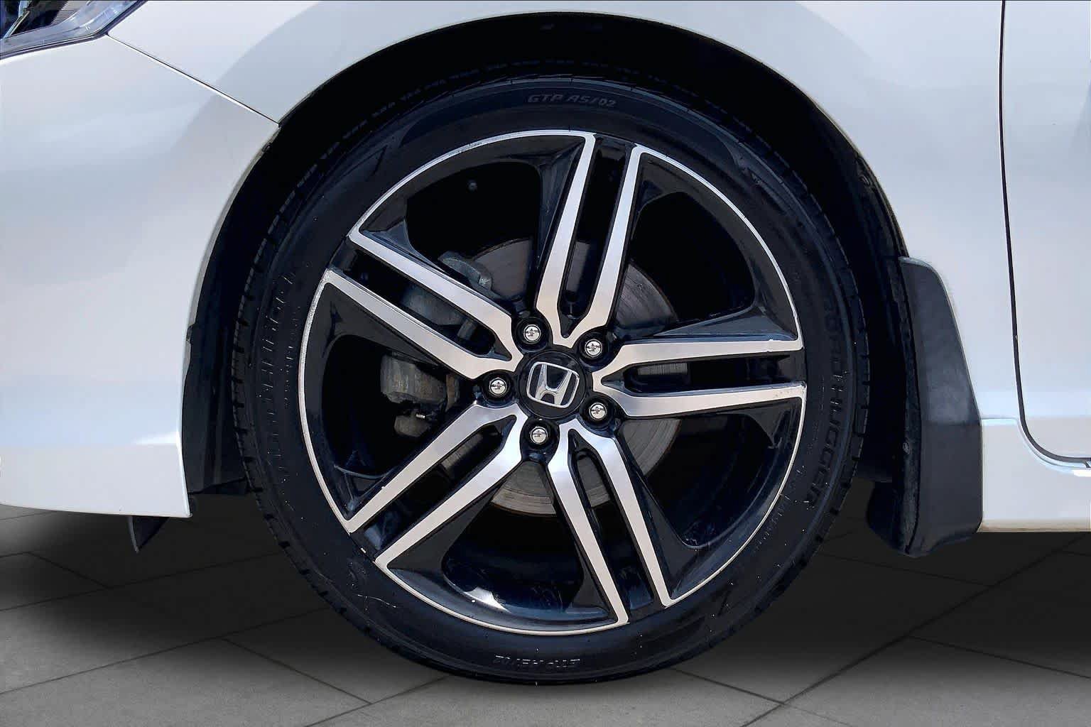 Used 2017 Honda Accord Sport Special Edition image 11