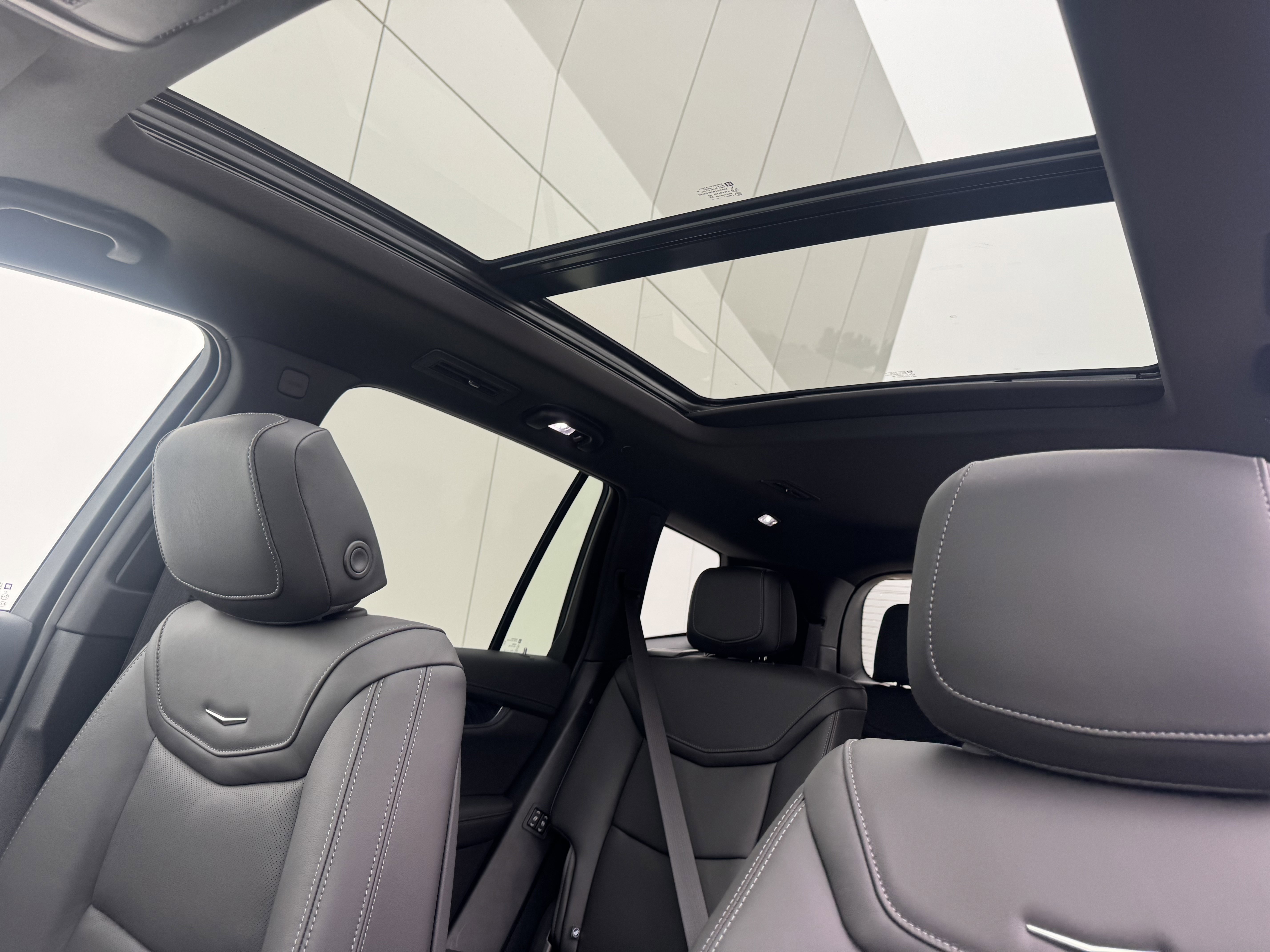 New 2025 Cadillac XT6 Premium Luxury image 16