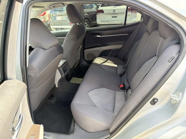 Used 2022 Toyota Camry LE FWD image 16