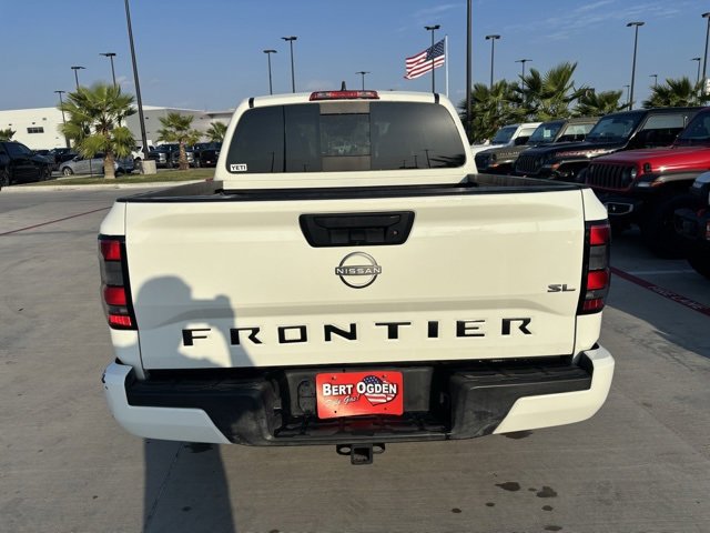 Used 2024 Nissan Frontier SL image 5