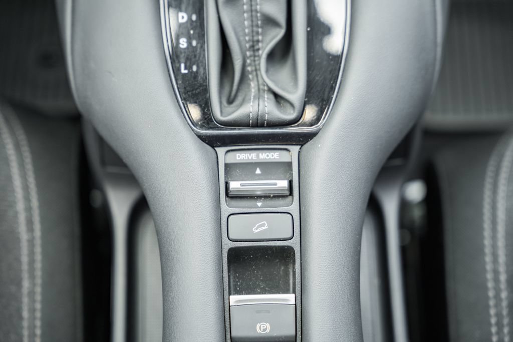 Used 2024 Honda HR-V LX image 22
