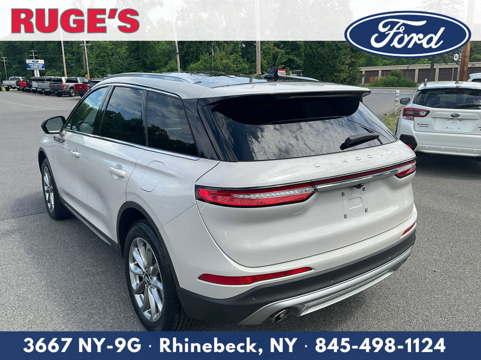 Used 2022 Lincoln Corsair AWD w/ Premium Package image 9
