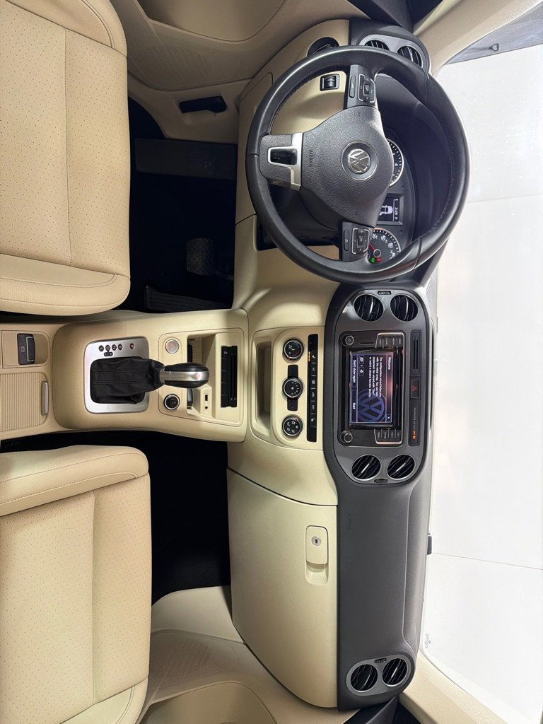 Used 2017 Volkswagen Tiguan Wolfsburg Edition image 27