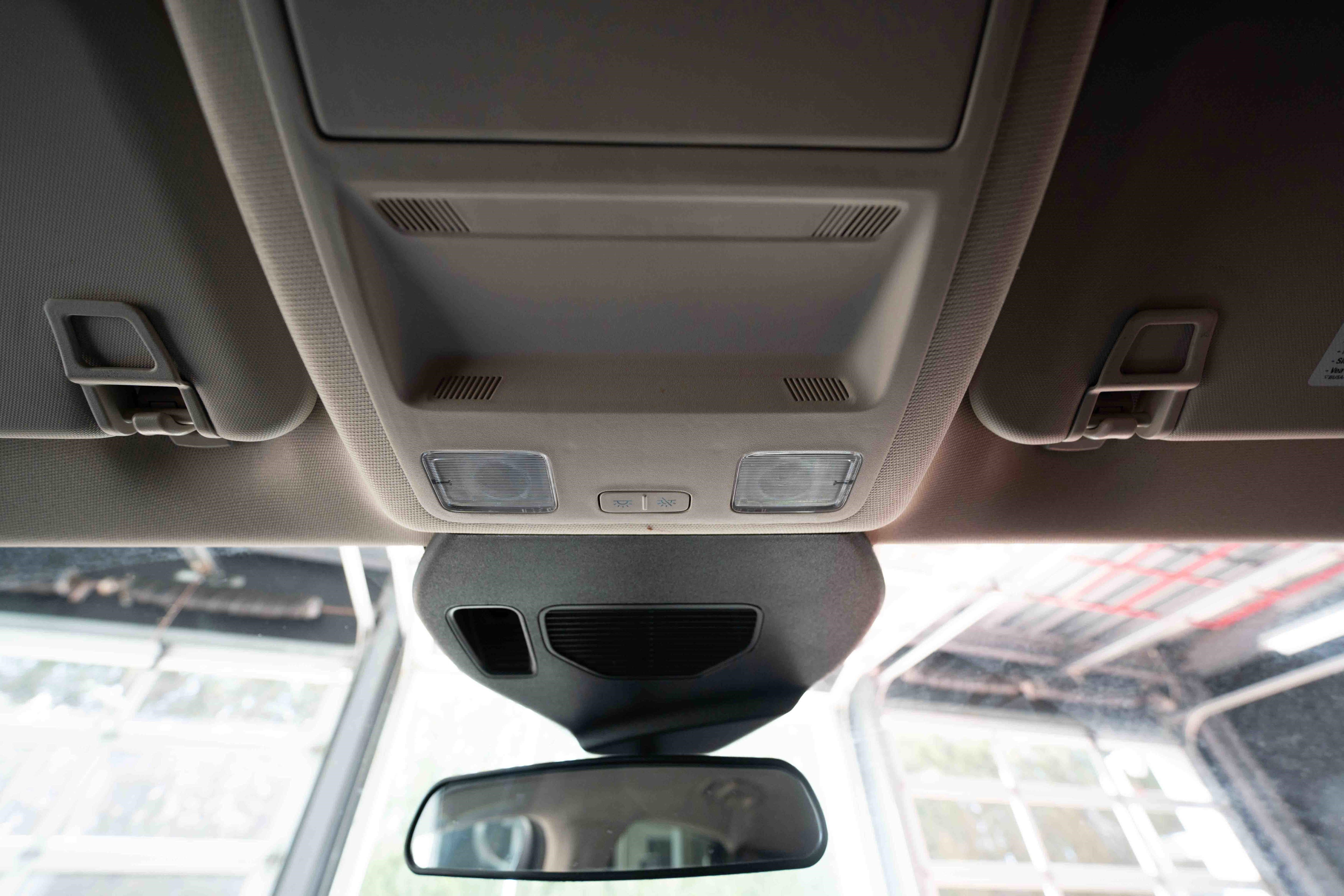 Used 2020 Ford Escape SE image 19